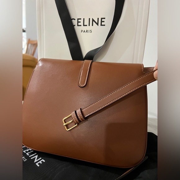 CELINE Medium Tabou Smooth Calfskin Tan Crossbody Shoulder Bag LIKE NEW - Picture 4 of 9